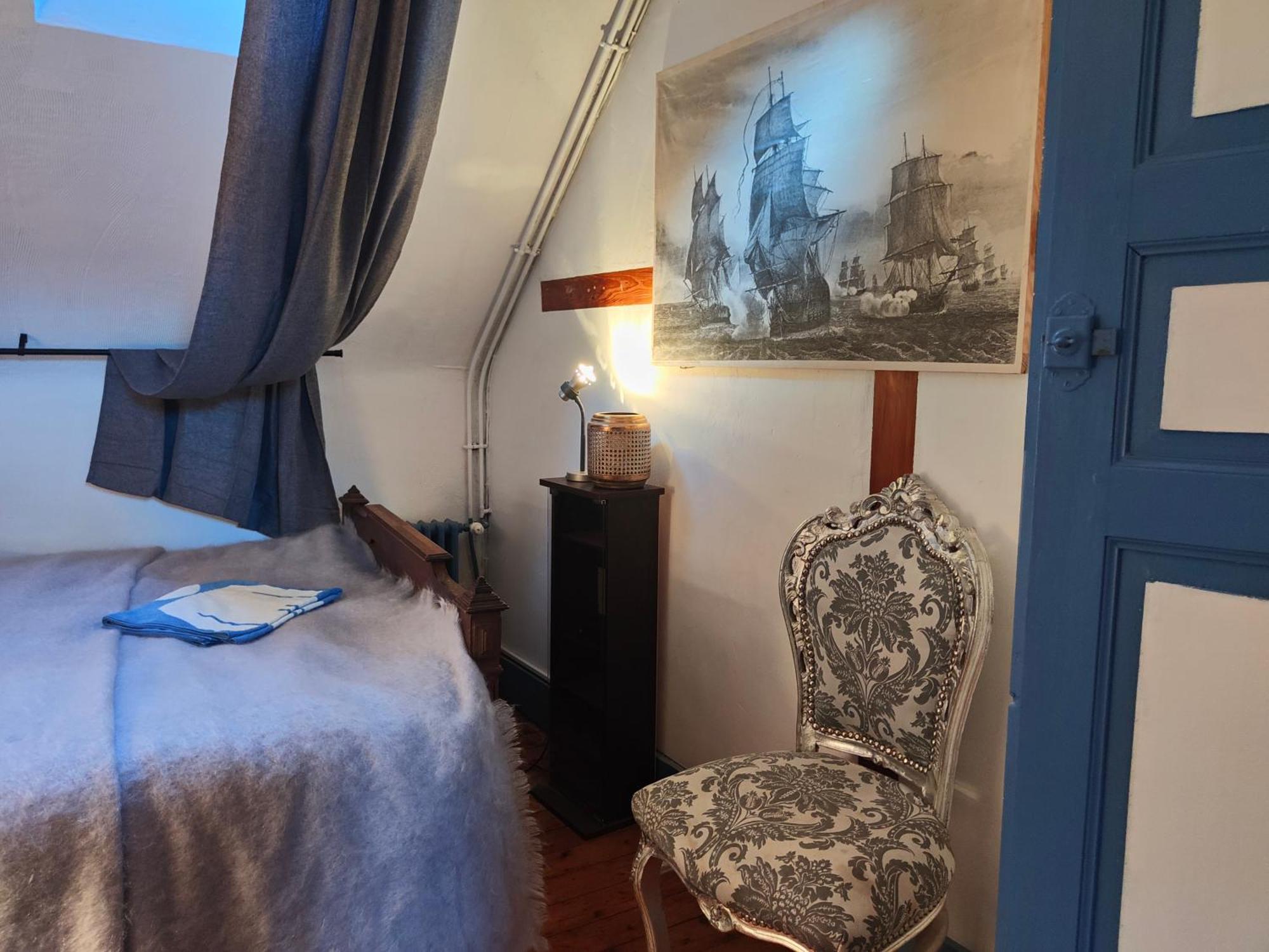 Bed and Breakfast La Taniere Des Tanneries Тоннерр Екстер'єр фото